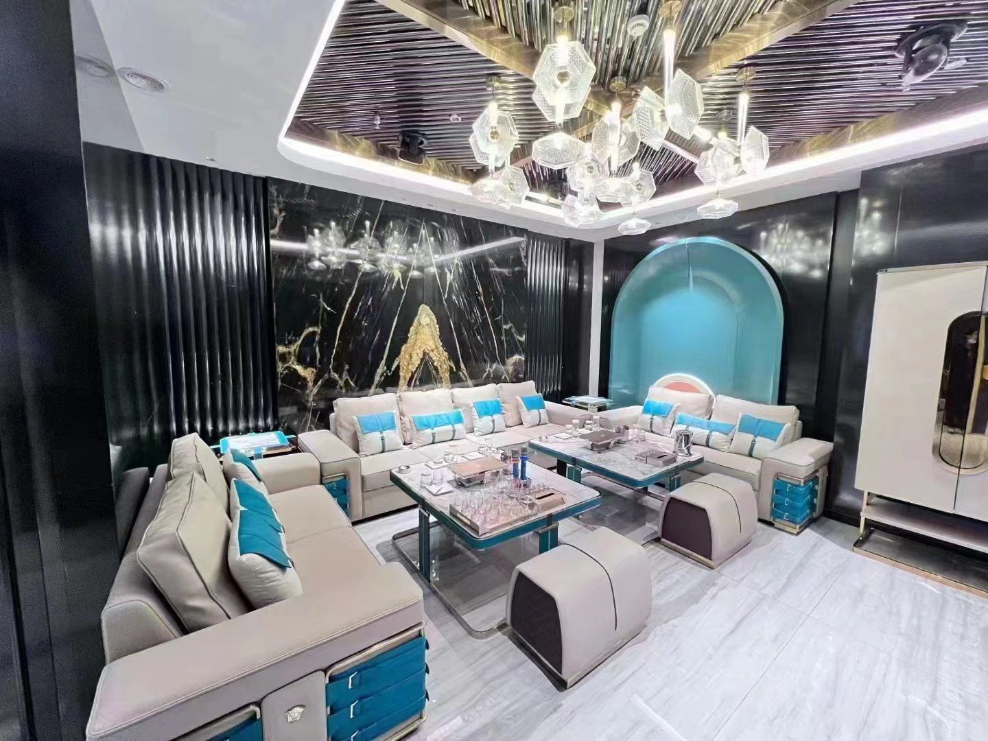 十堰ktv订房及商务ktv什么意思解析-房县ktv订房